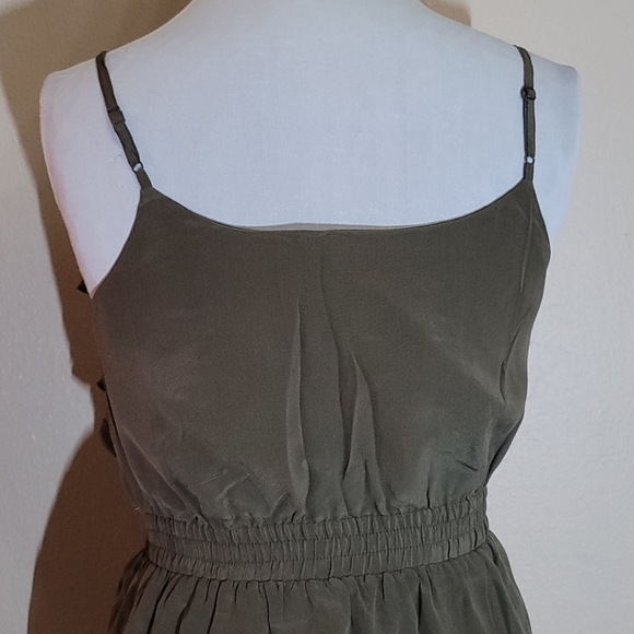 💕HP💕Sage Summer Dress - Picture 5 of 7